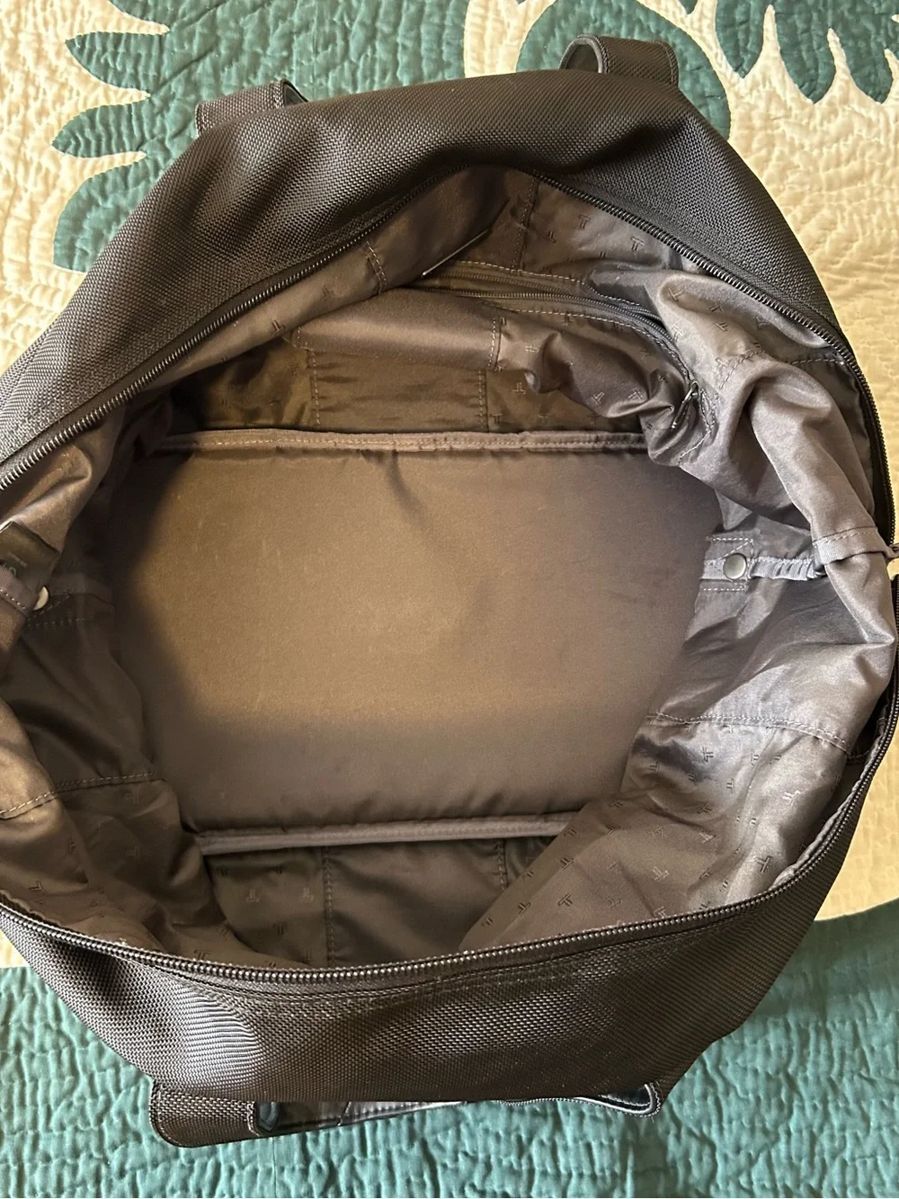 Authentic Tumi Black Men's Duffel Bag with Leather Trim